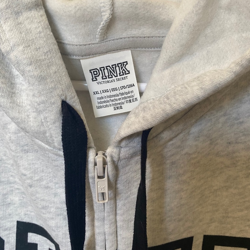 Victoria secret/Pink sweatshirt